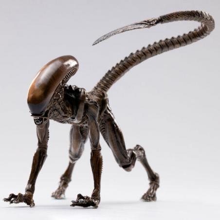 Figura Exquisite Mini Dog Alien Look Up Alien 3 10cm - Imagen 1