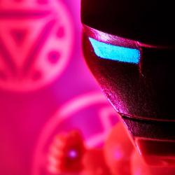 Figura led WOW! POD Iron Man Marvel - Imagen 4